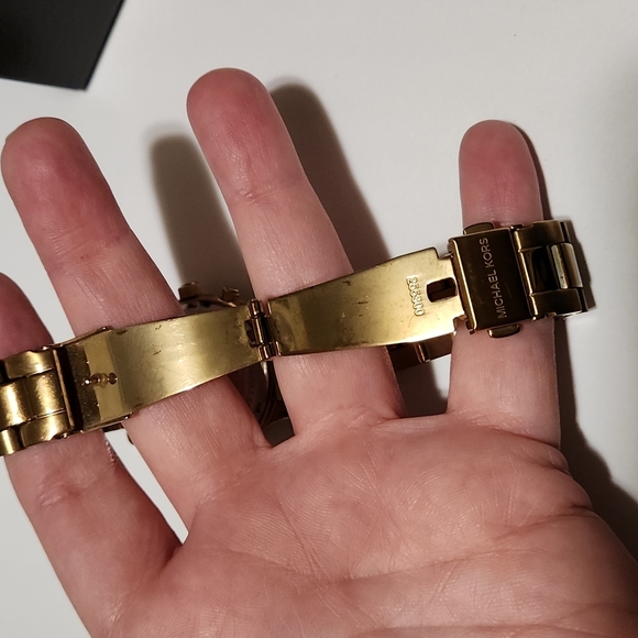 Michael Kors MK5384 Watch - Picture 5 of 9